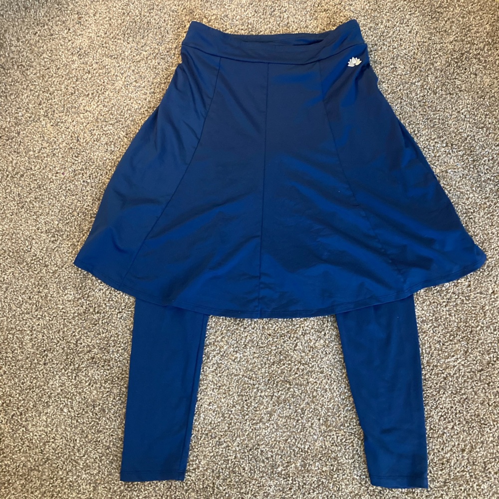 Snoga Athletics Exercise/Swim Skirt w/ Leggings